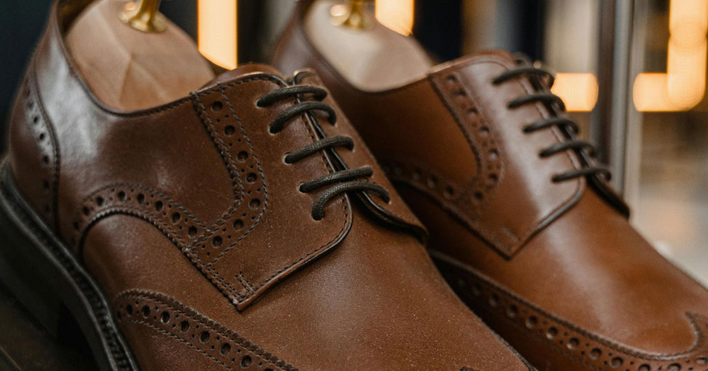 The Untied History of Shoelaces: From Ancient Necessity to Modern Styl The Untied History of Shoelaces: From Ancient Necessity to Modern Styl