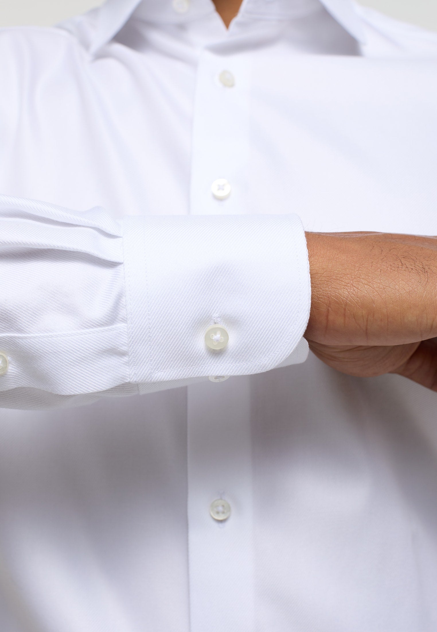 'Royal Twill' In White - Modern Fit - Two Ply Cotton Twill Dress Shirt with Kent Collar by Eterna 1863