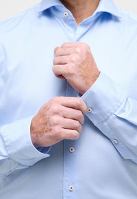 'Soft Luxury Shirt' In Light Blue - Slim Fit - Two Ply Cotton Twill Everyday Shirt with Cutaway Collar by Eterna 1863