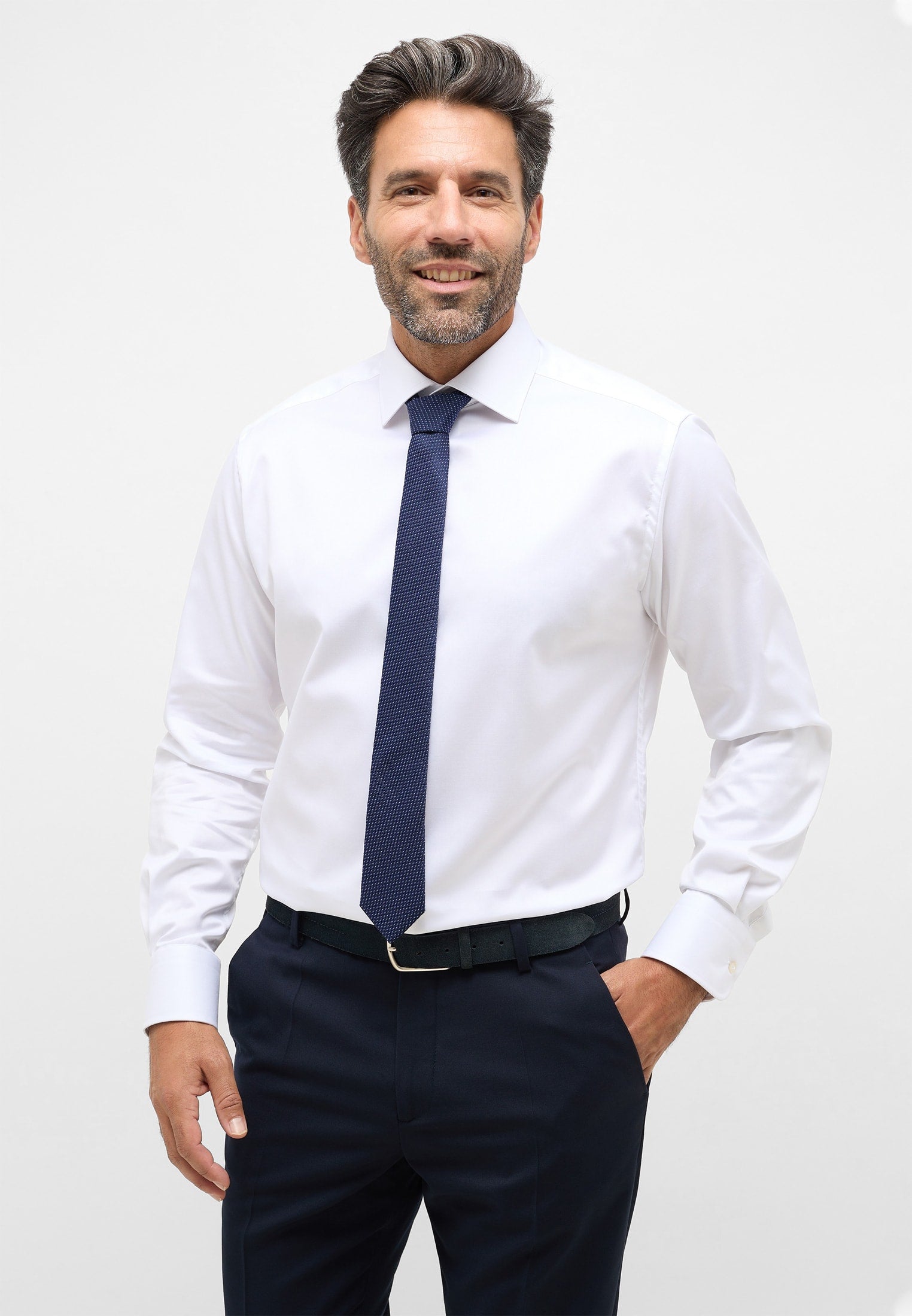 Luxury Shirt' in White - Modern Fit - Two Ply Cotton Twill Dress Shir Luxury Shirt' in White - Modern Fit - Two Ply Cotton Twill Dress Shir