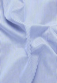'Luxury Twill' in Blue Striped - Modern Fit - Two Ply Cotton Twill Dress Shirt with Cutaway Collar (Size 17 1/2 Regular) by Eterna 1863