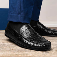 Monza Ostrich Quill Driver in Black by Zelli Italia