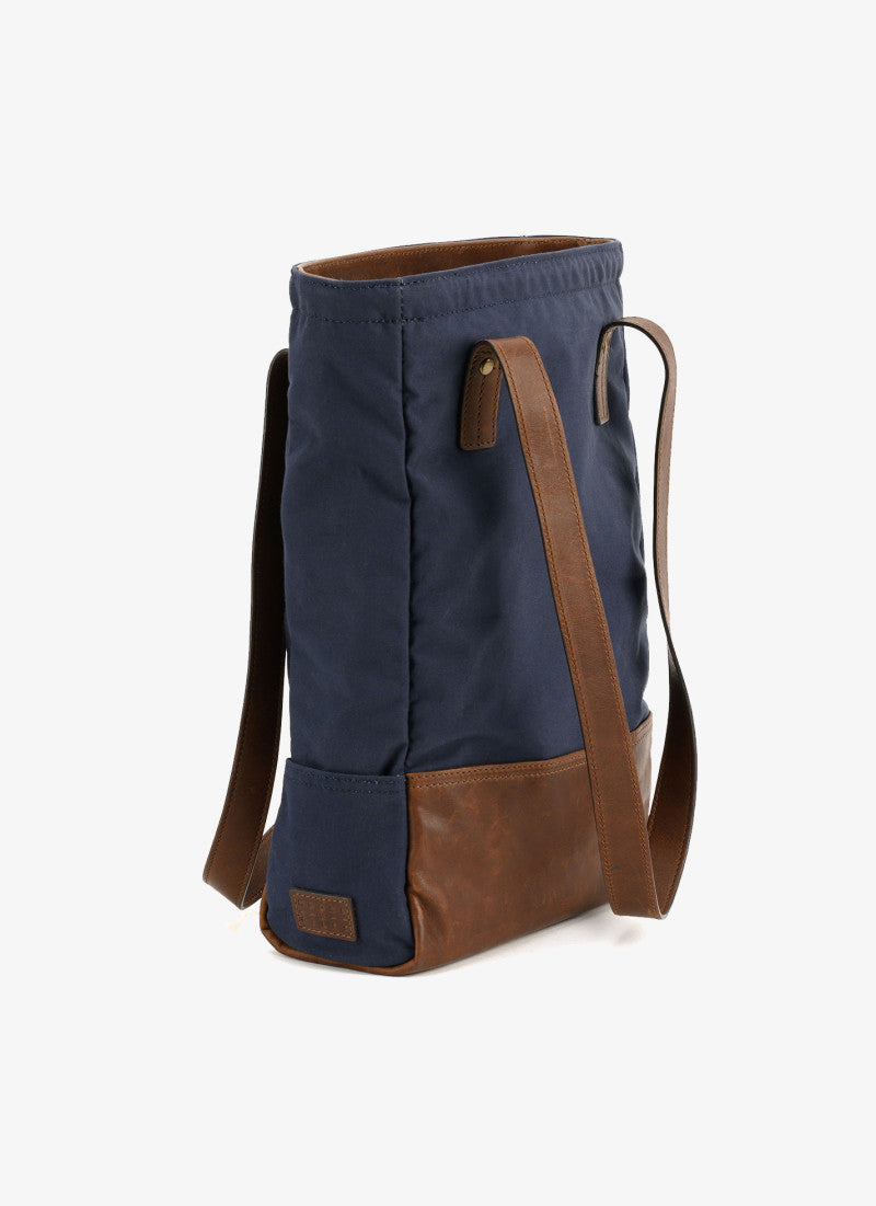Petty Bottle Tote in Navy Ventile and Baldwin Oak by Moore & Giles