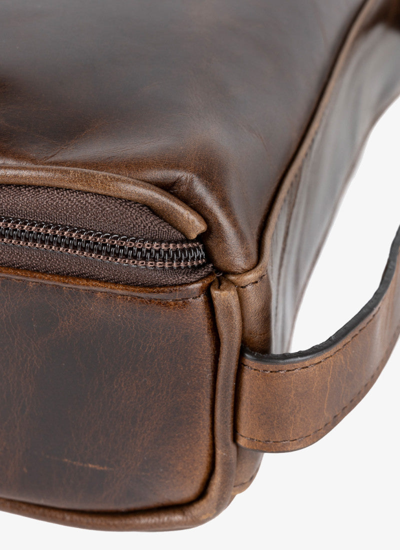 Donald Wash Kit in Brompton Brown by Moore & Giles