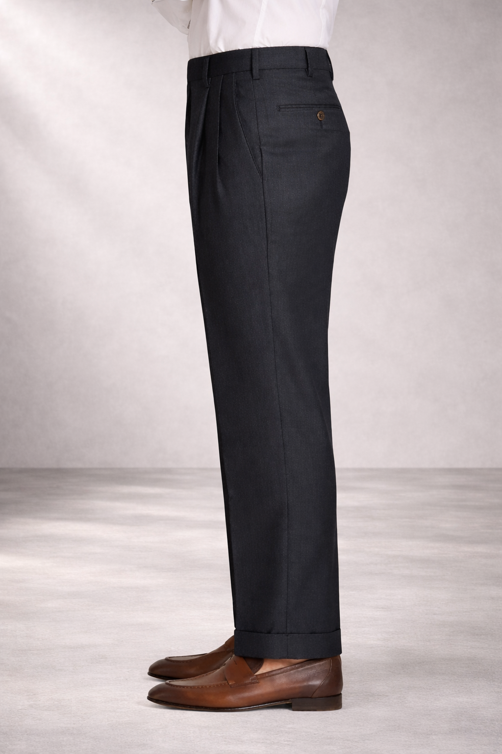 Bennett Double Pleated Super 120s Wool Serge Trouser in Dark Grey (Full Fit) by Zanella