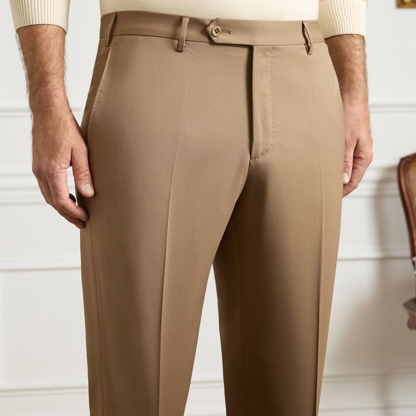 Parker Flat Front Super 120s Wool Serge Trouser in Dark Beige (Modern