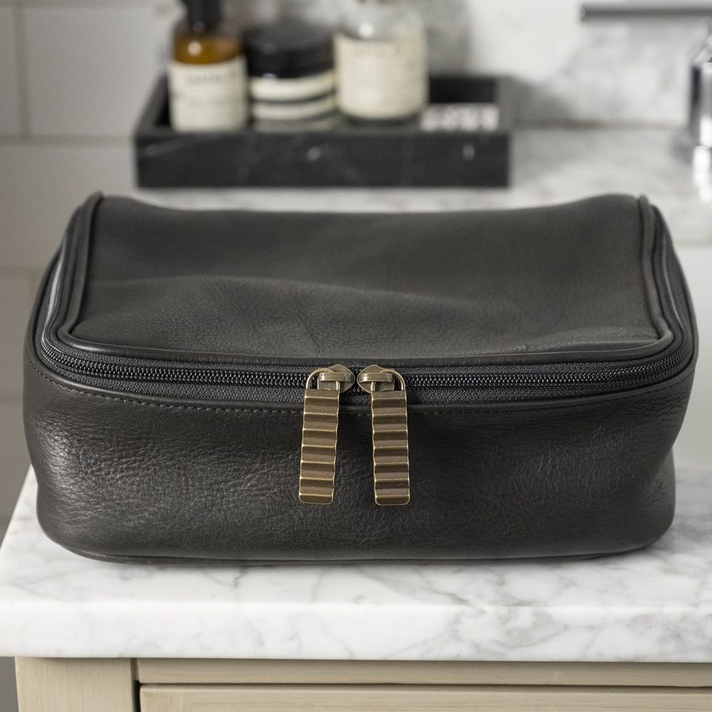 Donald Wash Kit in Seven Hills Black by Moore & Giles