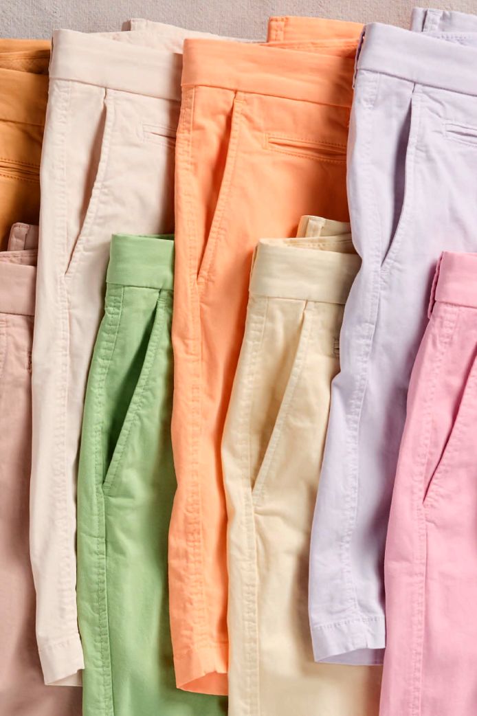 Broken Twill Stretch Cotton Shorts in Coral (Drummond Traditional Fit) by Ballin