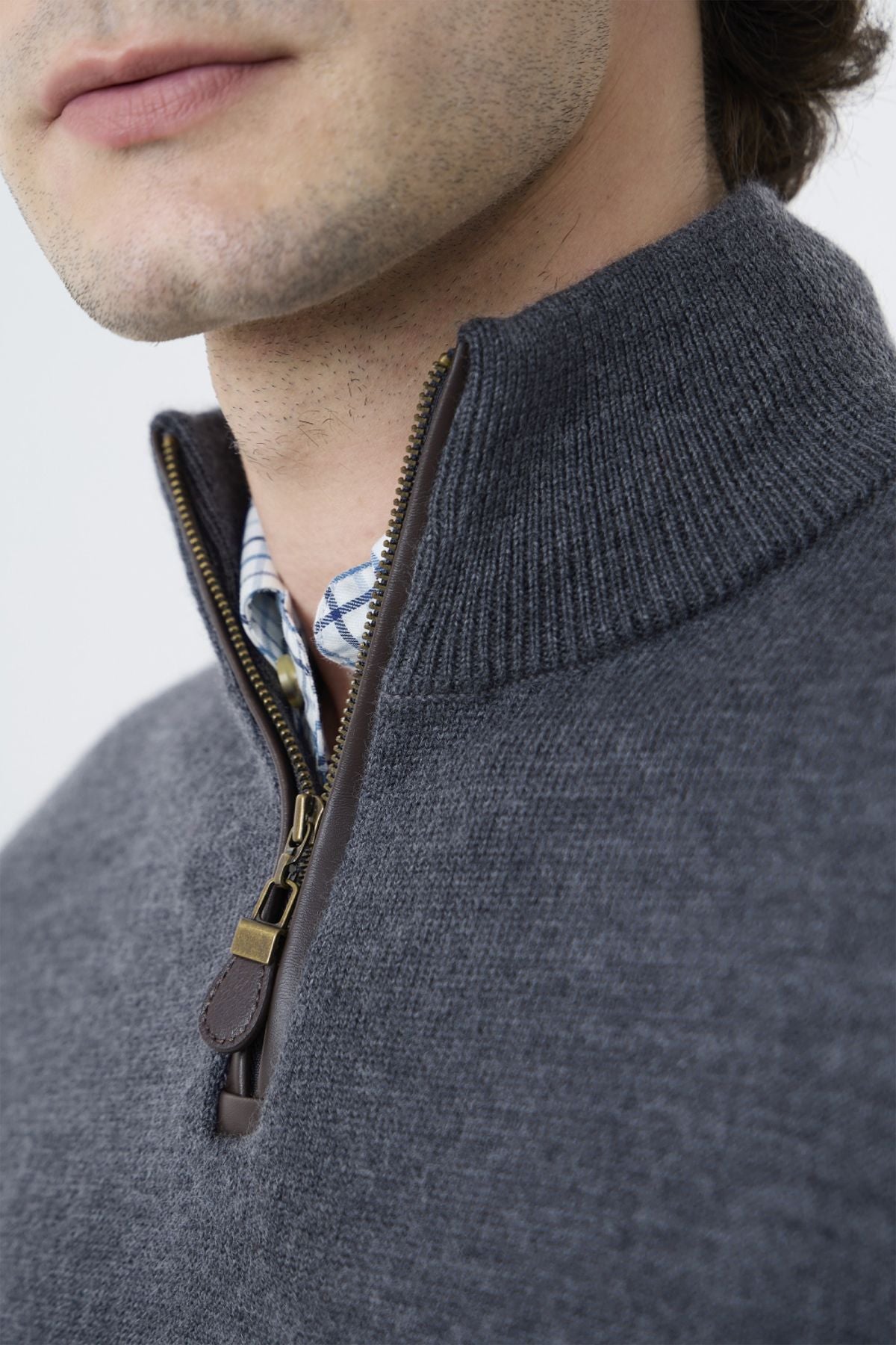 Extra Fine 'Zegna Baruffa' Merino Wool Quarter-Zip Sweater in Charcoal by Viyella