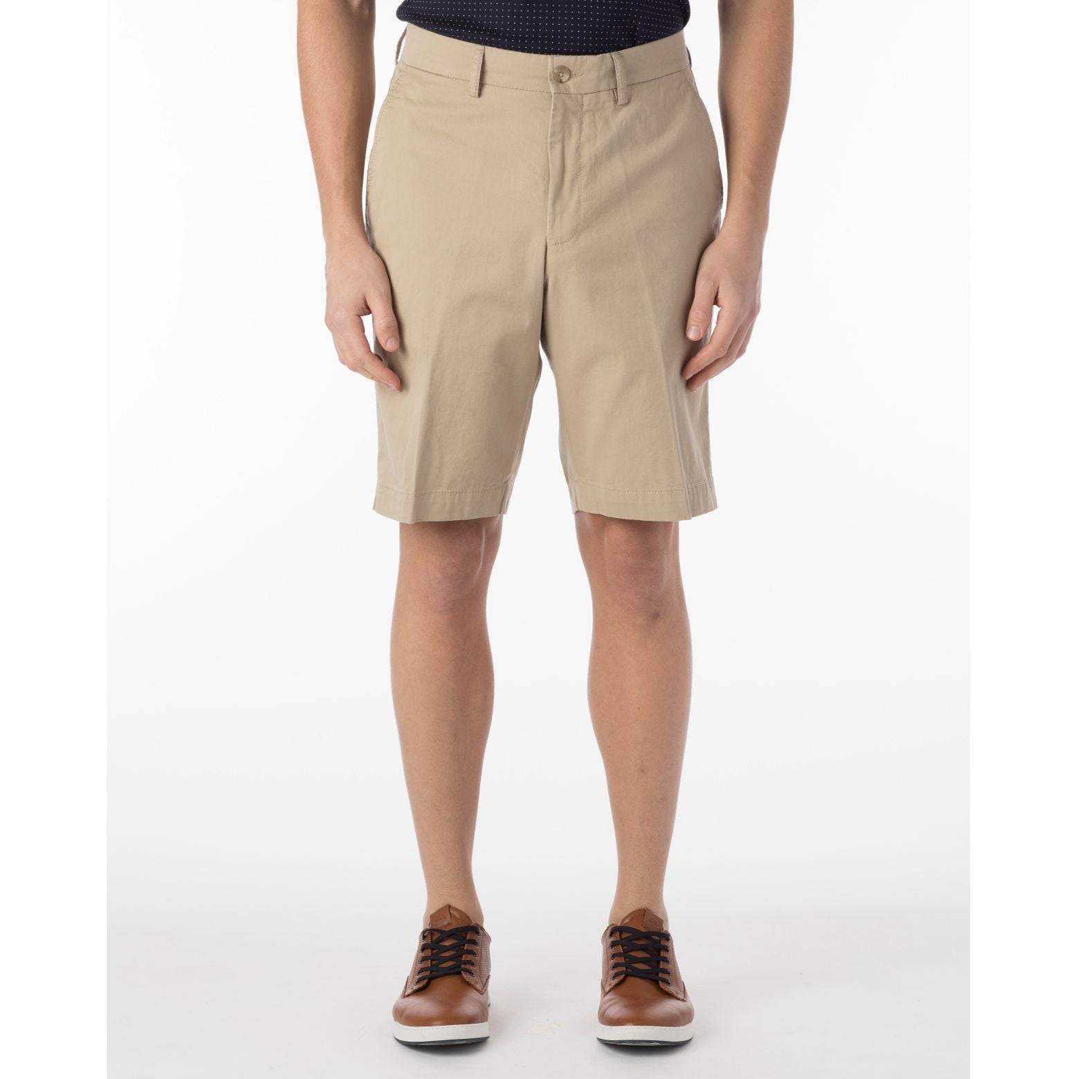 Pima Twill True Khaki Shorts in Khaki (Size 33) by Ballin