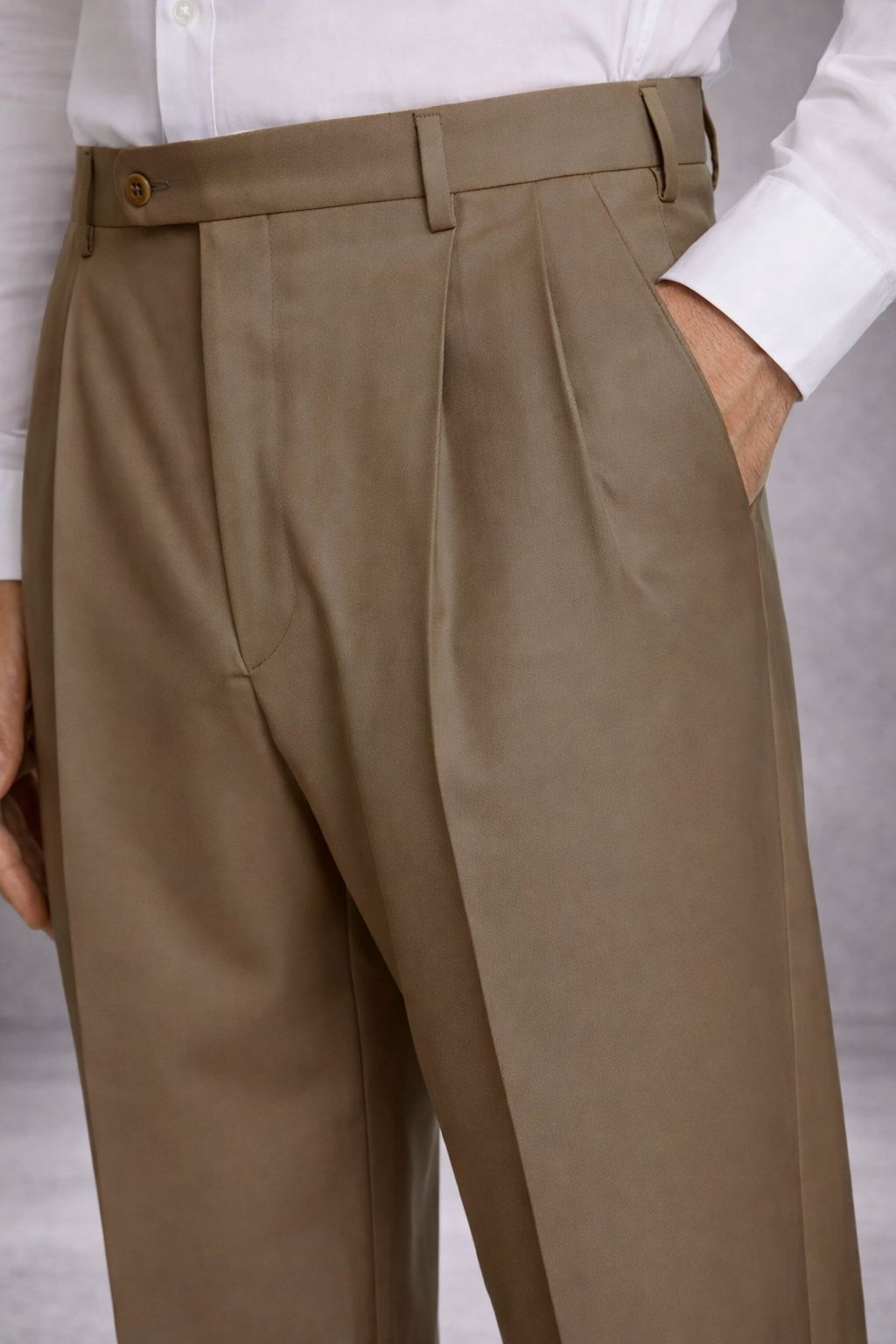 Bennett Double Pleated Super 120s Wool Serge Trouser in Medium Beige (Full Fit) by Zanella