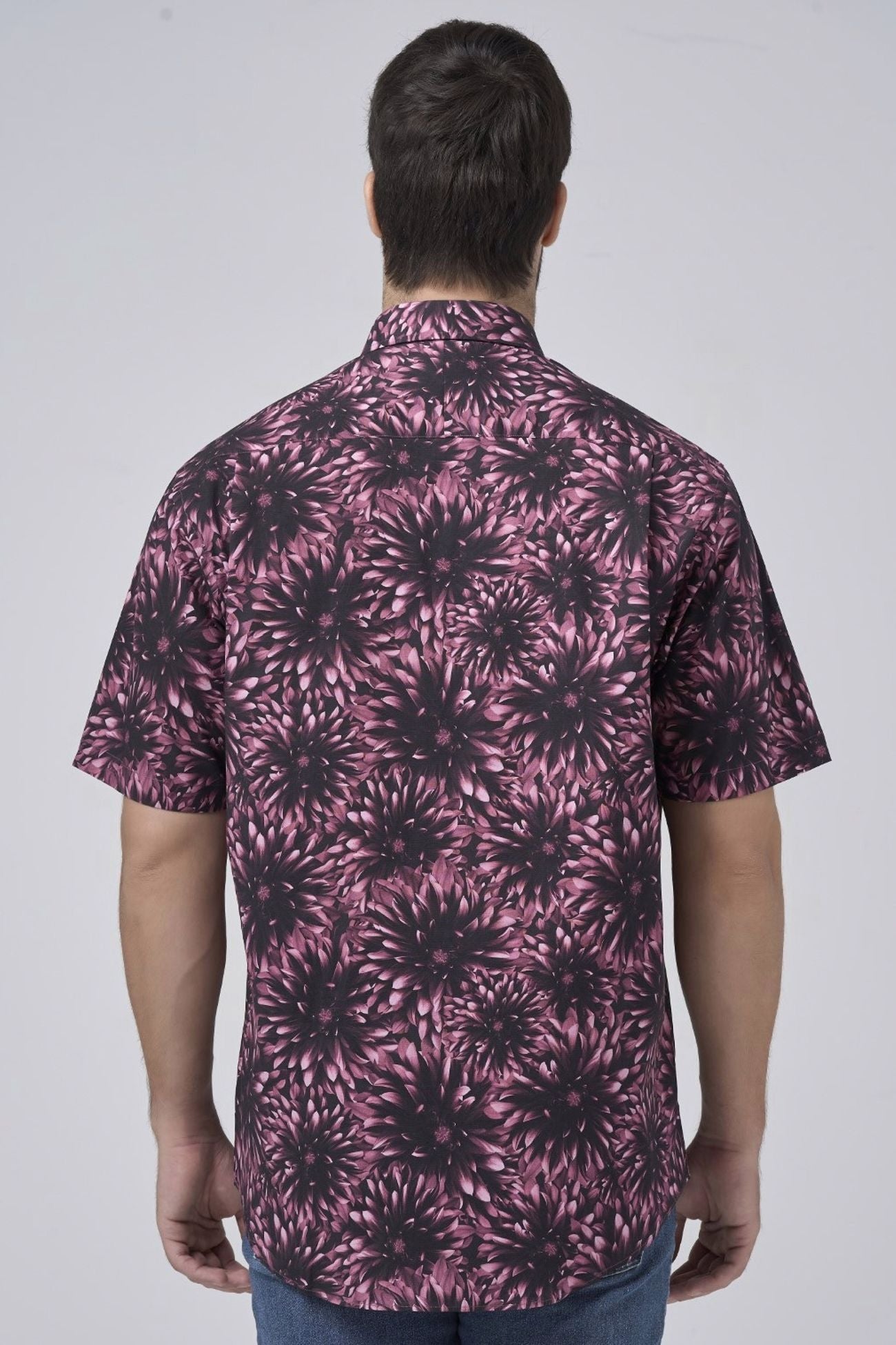 Large Floral Print Short Sleeve No-Iron Cotton Sport Shirt with Hidden Button Down Collar by Leo Chevalier
