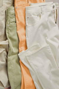 'Old Dyed Denim' Stretch 5-Pocket Jeans in Snow (Modern Straight Fit) by Ballin
