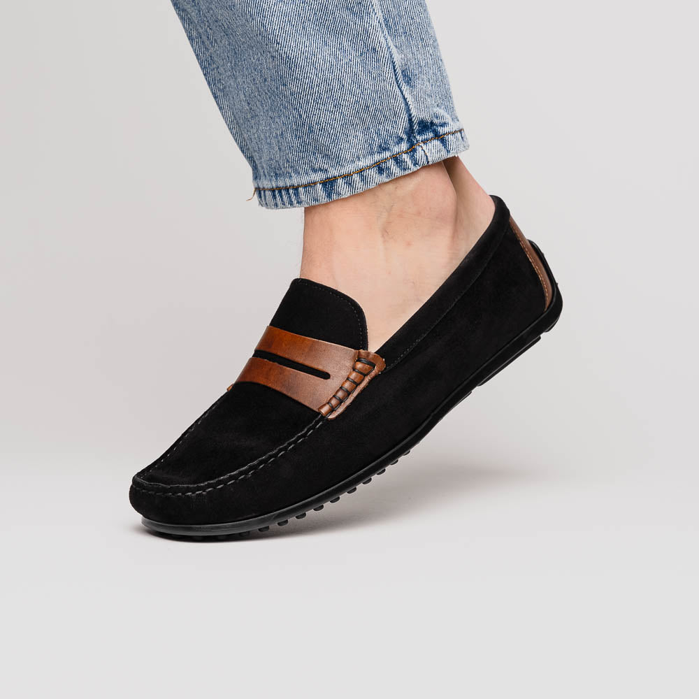 Monza Sueded Calfskin Driver in Black/Chestnut by Zelli Italia