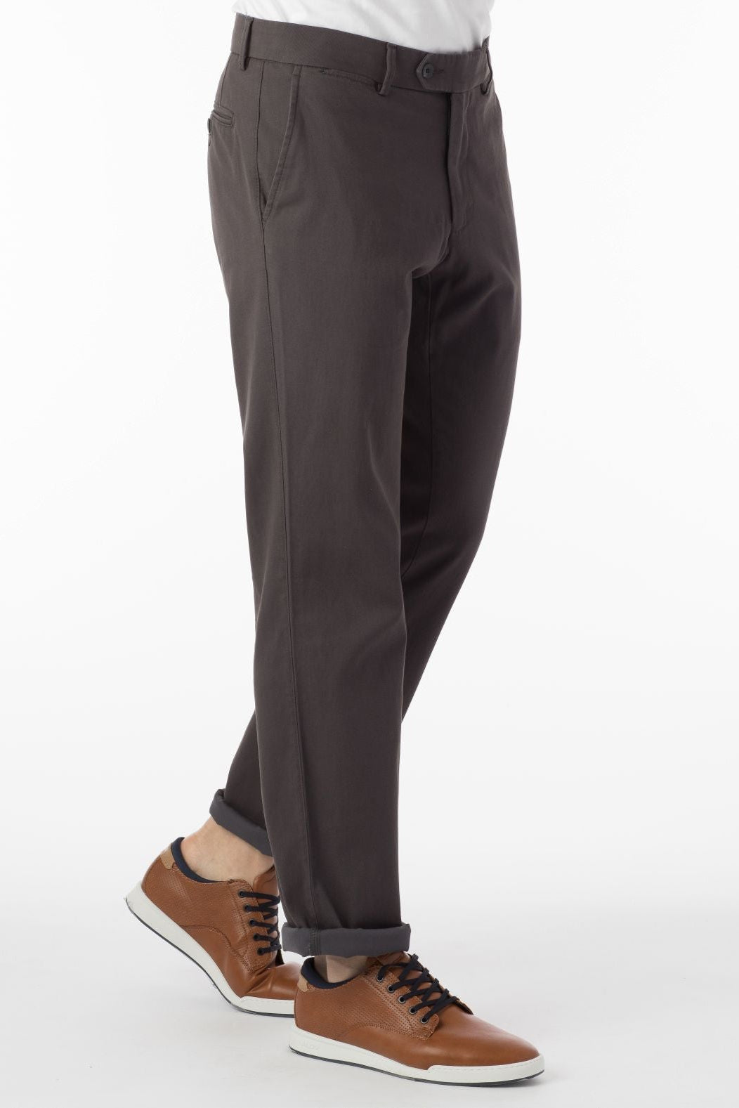 Perma Color Pima Twill Khaki Pants in Pavement, Size 34 (Atwater Modern Fit) by Ballin